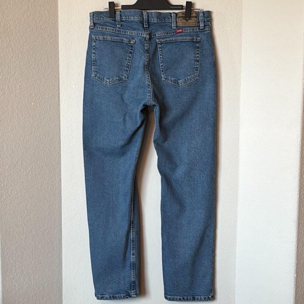 Wrangler Straight Leg Jeans Men’s 34x32 Medium Wash Stretch
